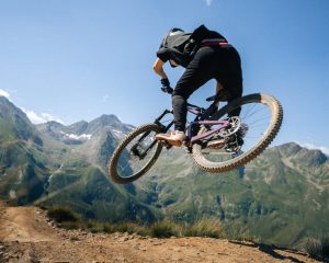 vtt sur le bike park de loudenvielle peyragudes dh downhill enduro sport